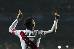 Paolo Guerrero: Agradezco en primer lugar a Dios en quien siempre he creído