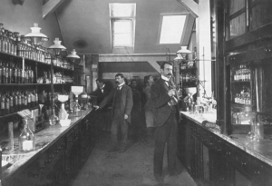 Arthur Eichengrün, científico de materiales e inventor