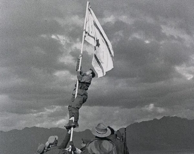 Independencia basada en Memoria