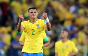 Brasil demuestra su hegemonía y vence por 2 - 0 a serbios
